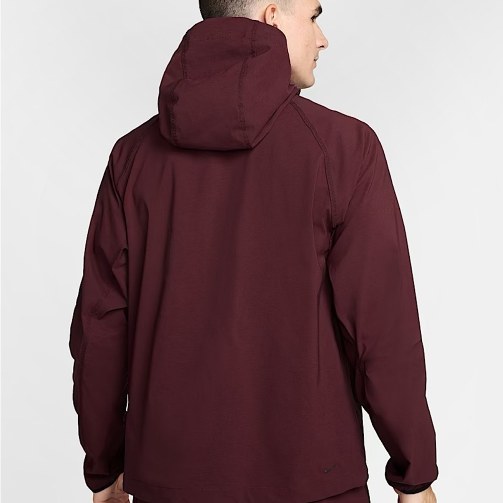 New!! Nike Tech Men's Burgundy Windbreaker Jacket - Picture 2 of 12